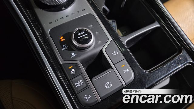Kia Sorento 2023 — photo 9
