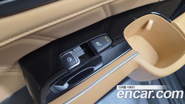 Kia Sorento 2023 — photo 18