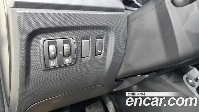 Renault Korea QM3 2015 — photo 27