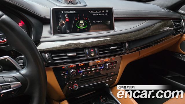 BMW X6 2016 — photo 14