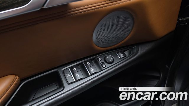 BMW X6 2016 — photo 19
