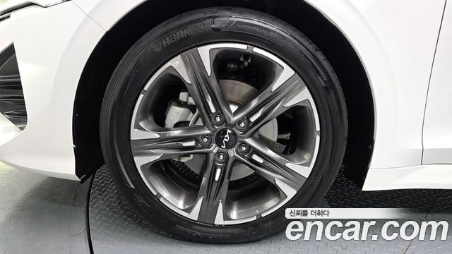 Kia K5 2022 — photo 5