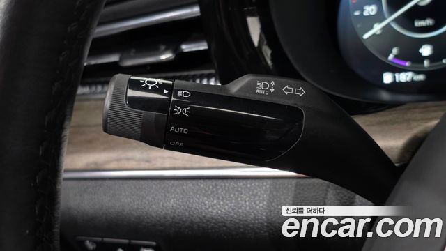 Kia K5 2022 — photo 27