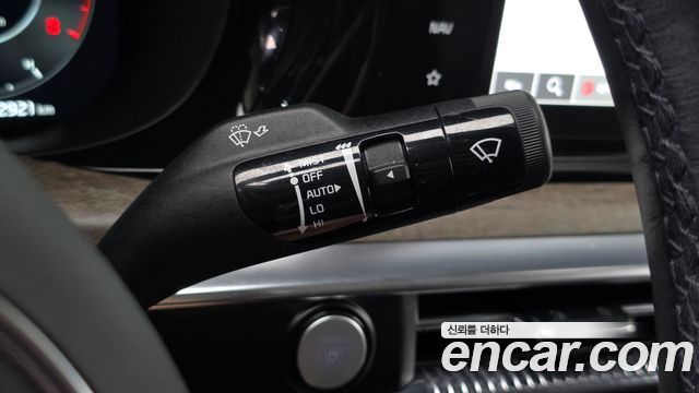 Kia K5 2022 — photo 28