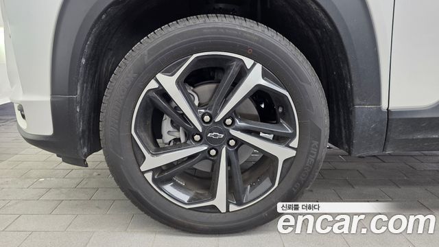 Chevrolet Korea Trailblazer 2023 — photo 4