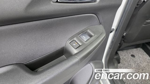 Chevrolet Korea Trailblazer 2023 — photo 24