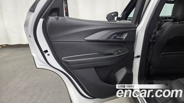 Chevrolet Korea Trailblazer 2023 — photo 14