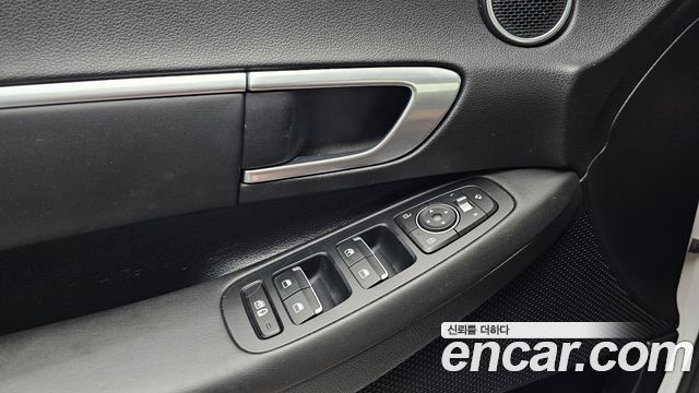 Hyundai Sonata 2020 — photo 23