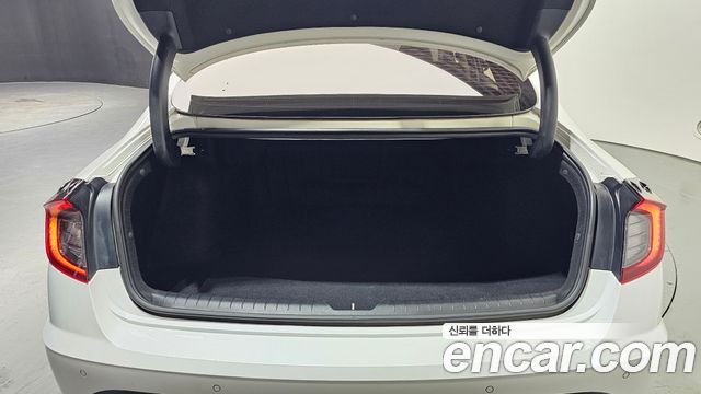 Hyundai Sonata 2020 — photo 26