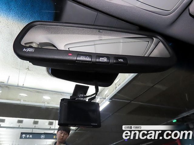 Hyundai Grandeur 2017 — photo 17