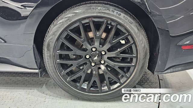 Ford Mustang 2019 — photo 7