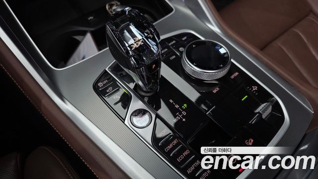 BMW X6 2021 — photo 9
