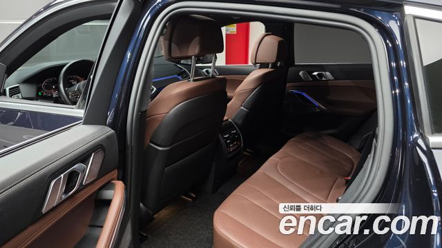 BMW X6 2021 — photo 11