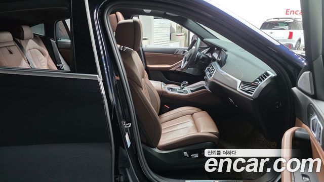 BMW X6 2021 — photo 12