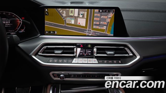 BMW X6 2021 — photo 19