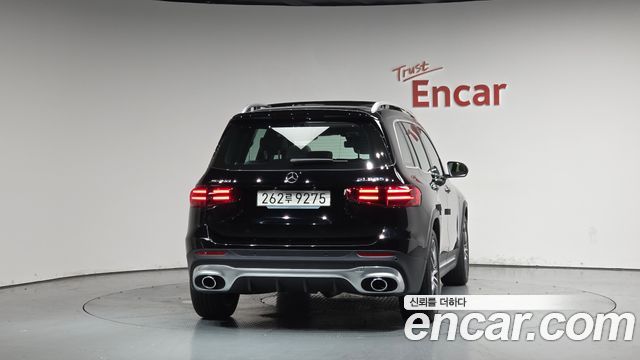Mercedes-Benz GLB-Class 2025 — photo 4