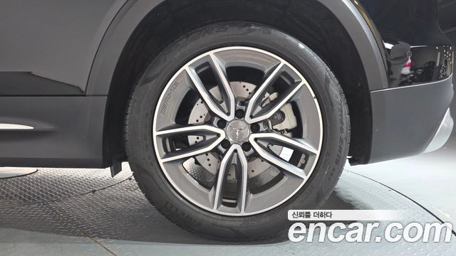 Mercedes-Benz GLB-Class 2025 — photo 7