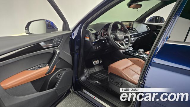 Audi Q5 2022 — photo 13