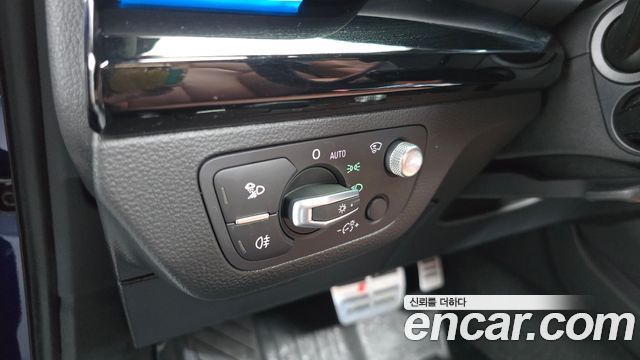 Audi Q5 2022 — photo 27