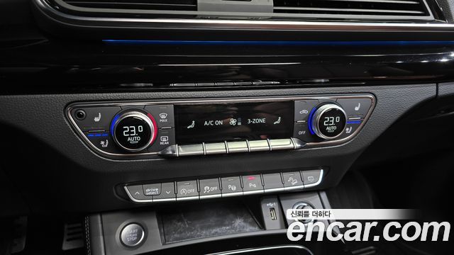 Audi Q5 2022 — photo 34