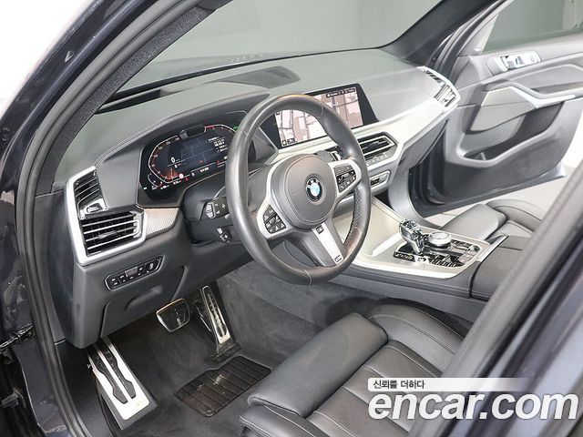 BMW X5 2020 — photo 16