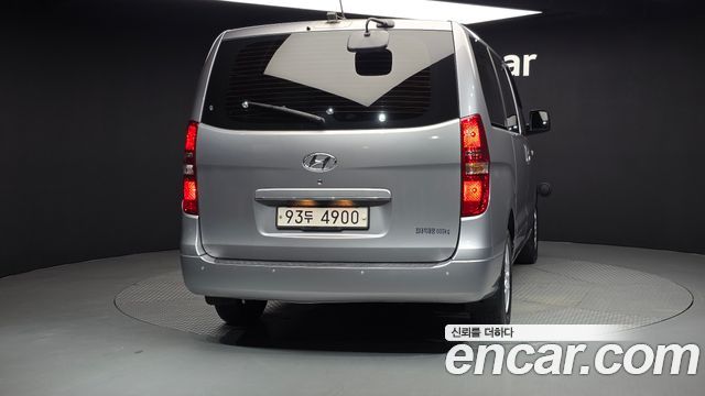 Hyundai Starex 2021 — photo 4