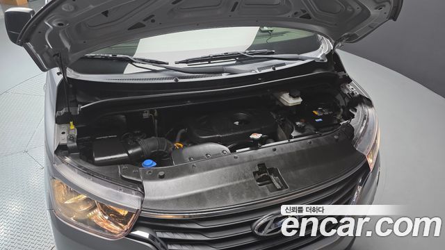 Hyundai Starex 2021 — photo 6
