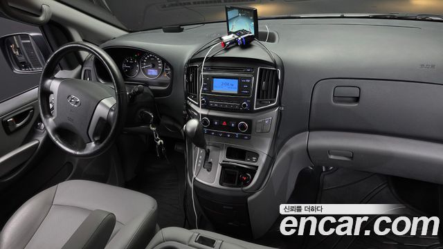 Hyundai Starex 2021 — photo 10