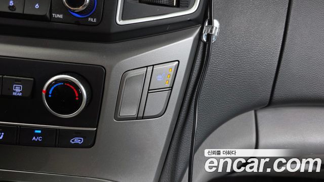 Hyundai Starex 2021 — photo 23