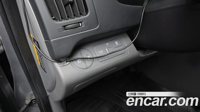 Hyundai Starex 2021 — photo 24