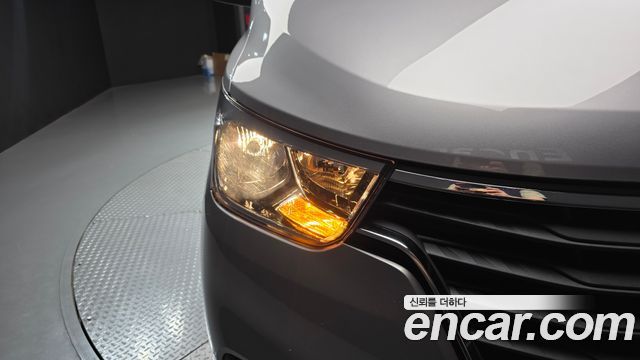 Hyundai Starex 2021 — photo 8