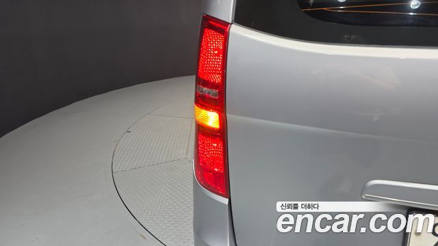 Hyundai Starex 2021 — photo 9