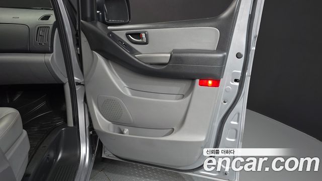 Hyundai Starex 2021 — photo 14