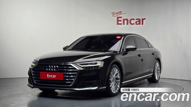Audi A8 2021 — photo 1