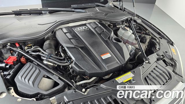 Audi A8 2021 — photo 6