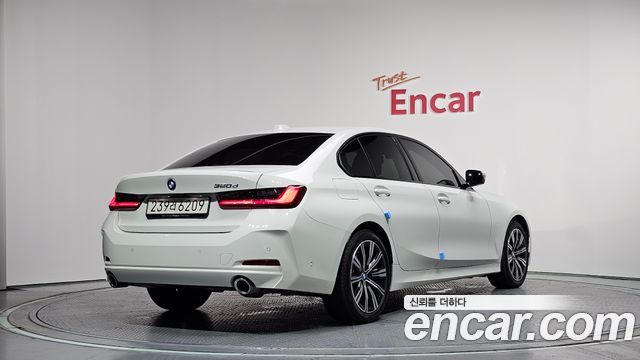 BMW 3-Series 2025 — photo 2