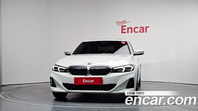 BMW 3-Series 2025 — photo 3