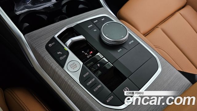 BMW 3-Series 2025 — photo 12