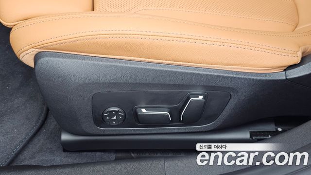 BMW 3-Series 2025 — photo 31