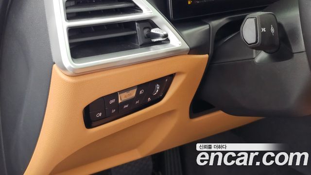 BMW 3-Series 2025 — photo 33