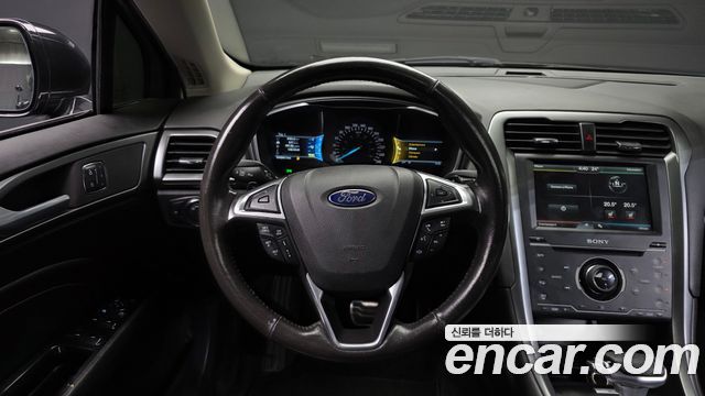 Ford Fusion 2014 — photo 13