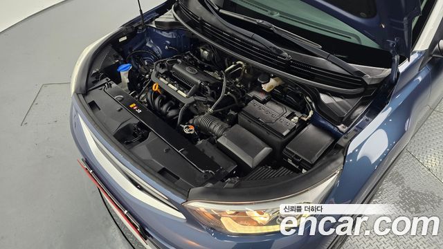 Kia Stonic 2018 — photo 6