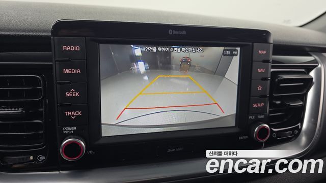 Kia Stonic 2018 — photo 22