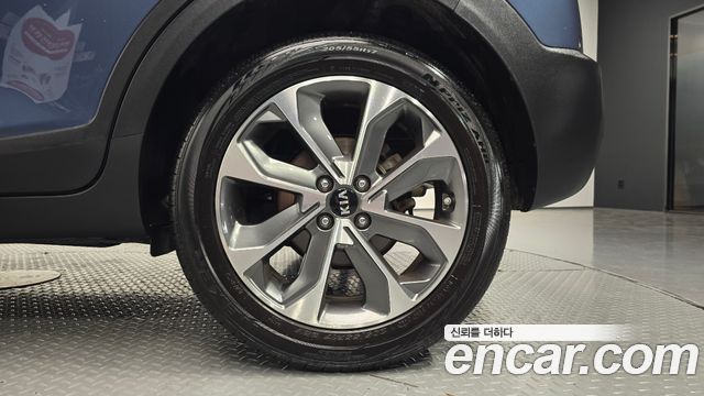 Kia Stonic 2018 — photo 7