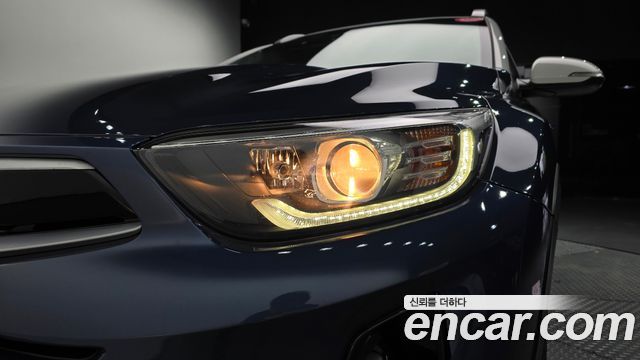 Kia Stonic 2018 — photo 8