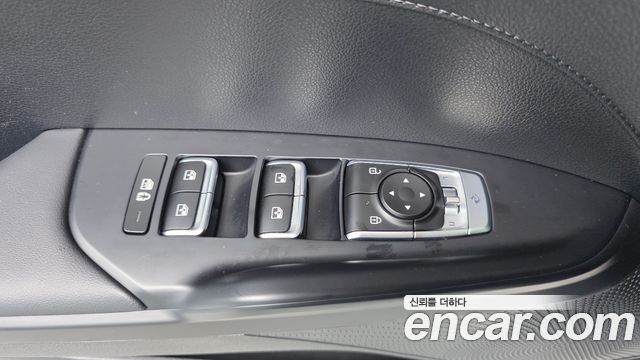 Kia K5 2023 — photo 18