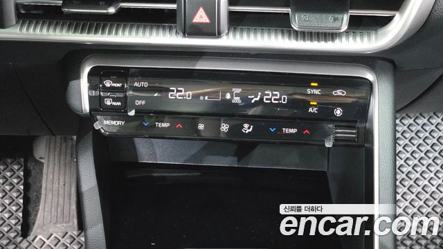 Kia K5 2023 — photo 25