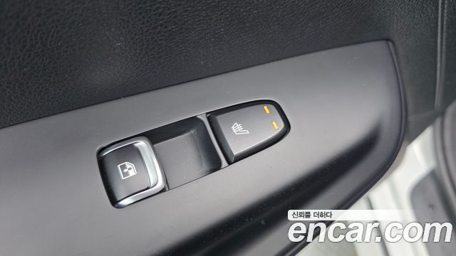 Kia K5 2023 — photo 30