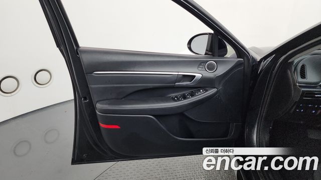 Hyundai Sonata 2022 — photo 14