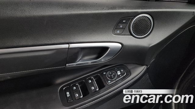 Hyundai Sonata 2022 — photo 28